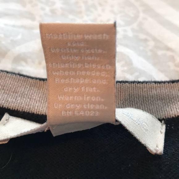 Sweater - Picture 4 of 6